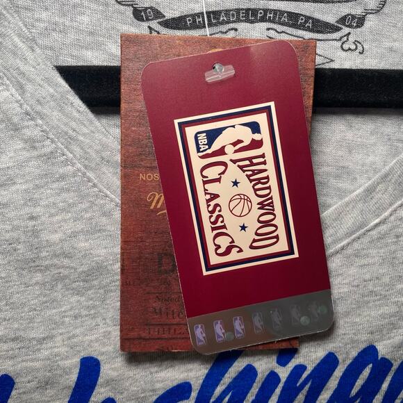 NWT Mitchell & Ness Women's size Small Washington Bullets NBA Gray T-Shirt - Picture 3 of 8